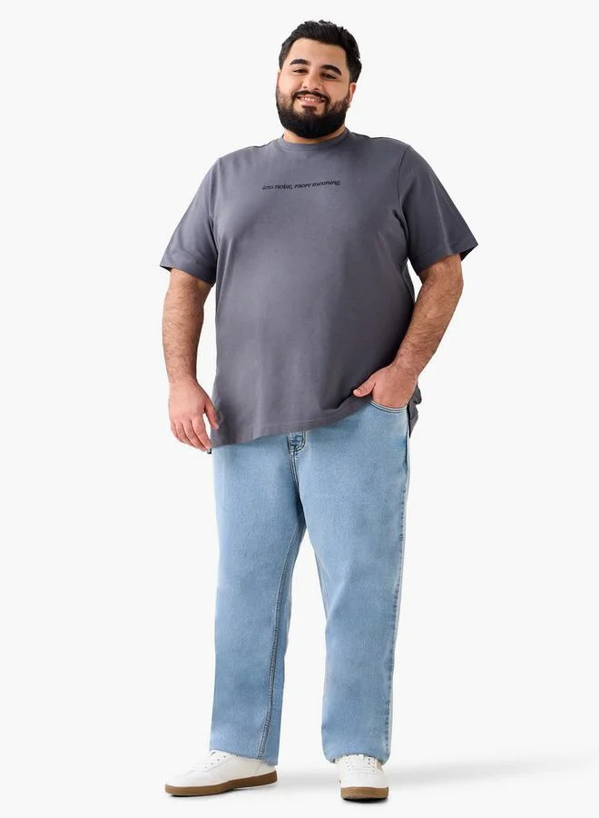 ماكسيم Men Regular Fit Crew Neck Short Sleeves Slogan Print T-shirt